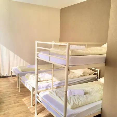 Auberge de jeunesse Sportland *