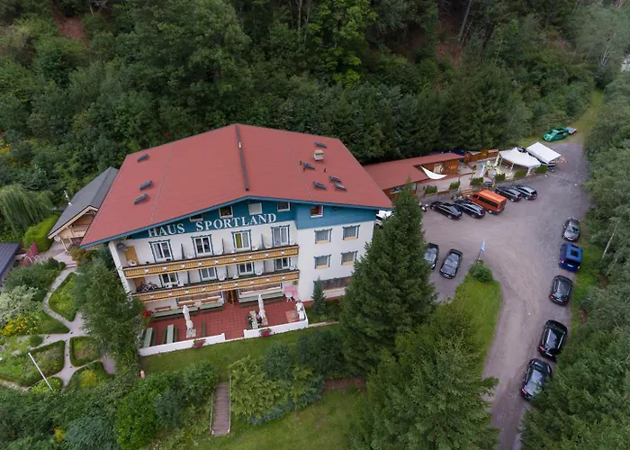 Sportland بيت شباب Unterpeischlach